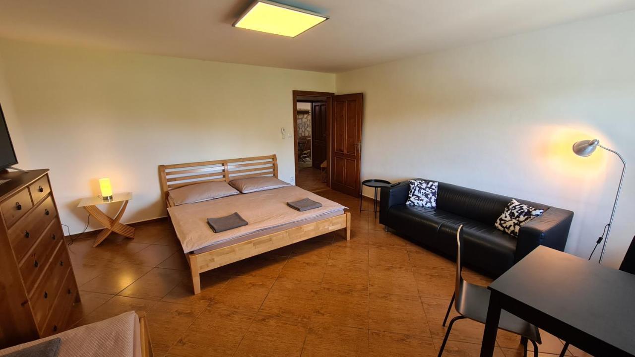 Apartmány Turold Mikulov Exterior foto