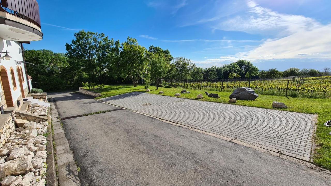 Apartmány Turold Mikulov Exterior foto
